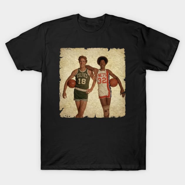 Dave Cowens and Julius Erving in 1976 T-Shirt by Wendyshopart